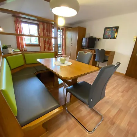 Alpenblick Apartament *